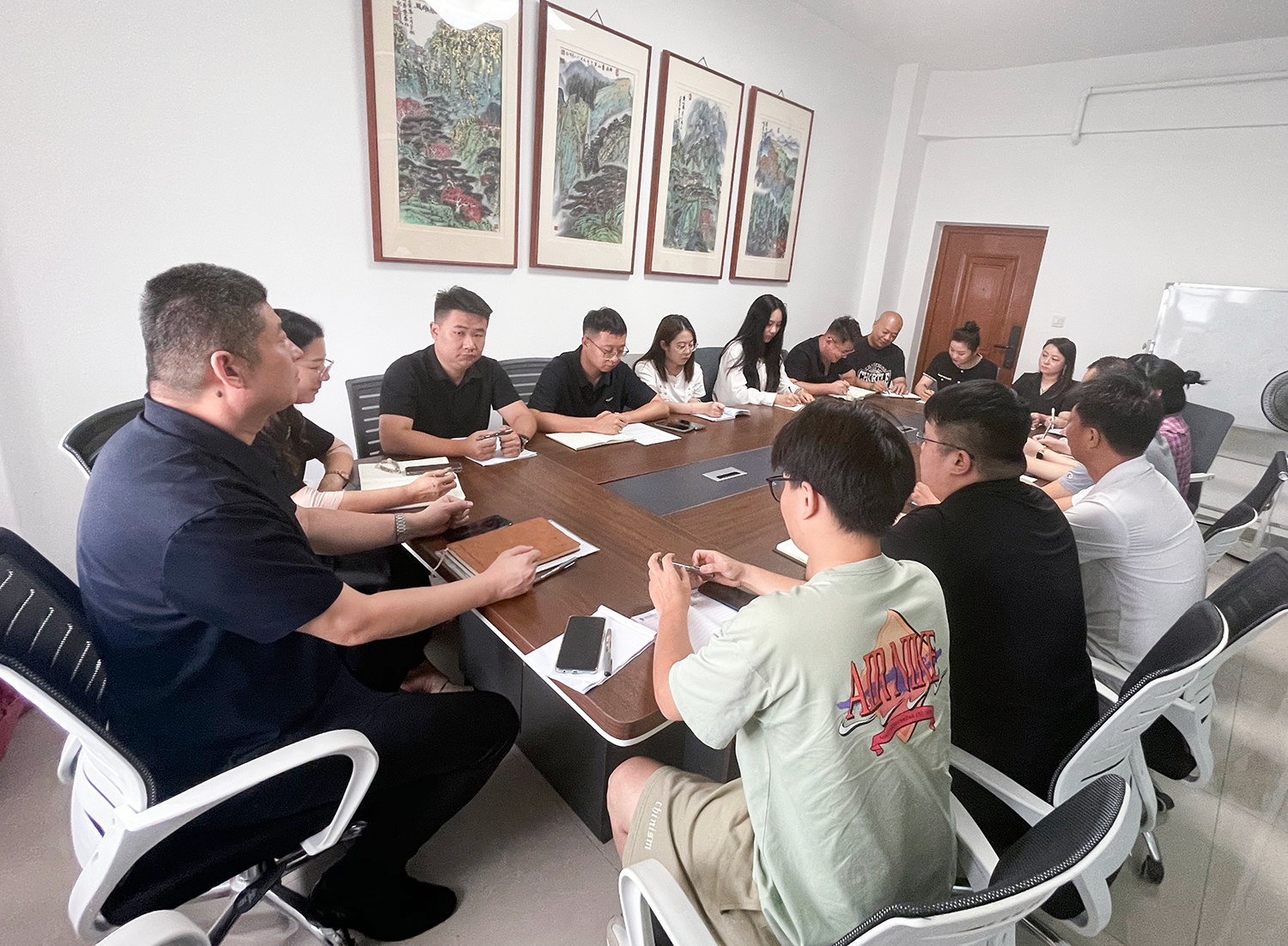 碧水｜周一會(huì)議：總結(jié)過(guò)往，共創(chuàng)新程